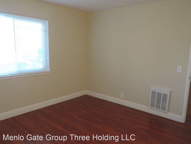 Building Photo - 3618 Alameda de las Pulgas