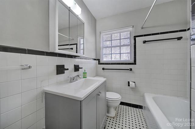 Building Photo - 3033 Pleasant Plains Rd