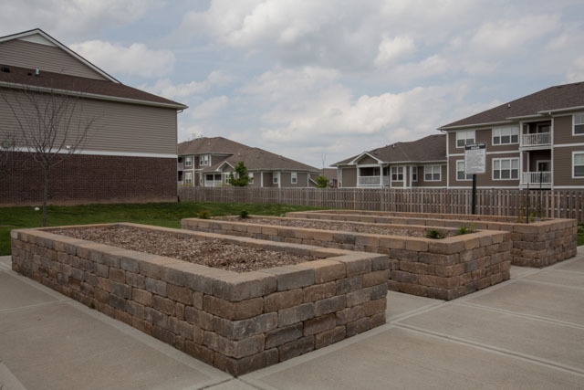 Building Photo - The Commons at Spring Mill Apartments