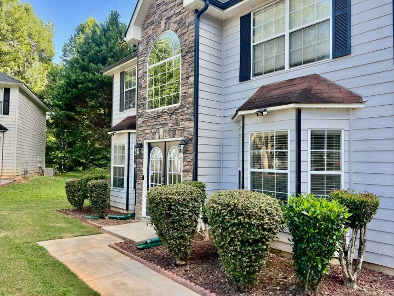 Building Photo - 3104 Mineral Ridge Ln