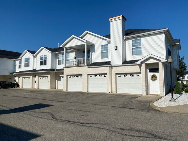 Building Photo - 236 Adams Pointe Blvd