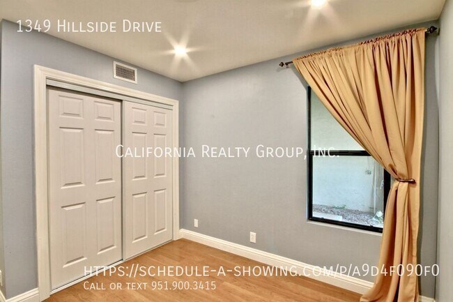 Building Photo - 1349 Hillside Dr