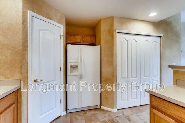 Building Photo - 1011 Sonoma Cir