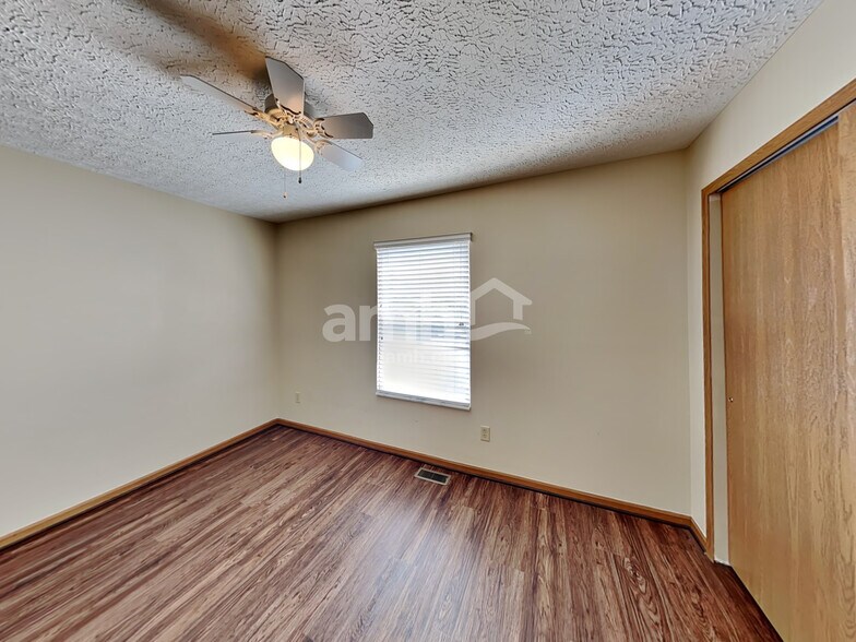 Building Photo - 1212 Preeman St