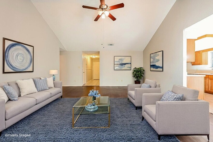 Building Photo - 6217 Cool Springs Dr