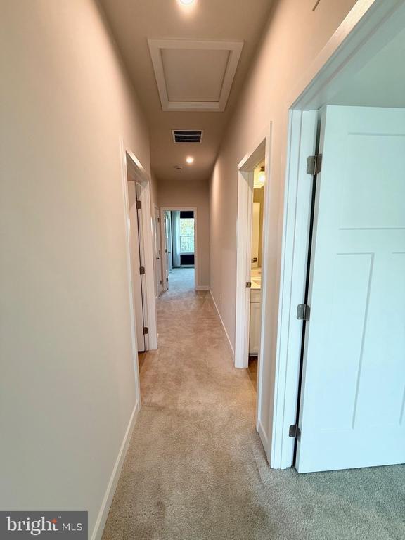 Building Photo - 7840 Blackbriar Wy