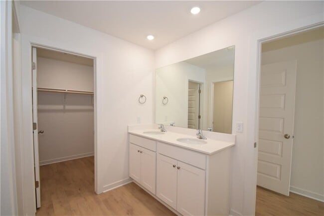 Building Photo - 379 Florida Ave