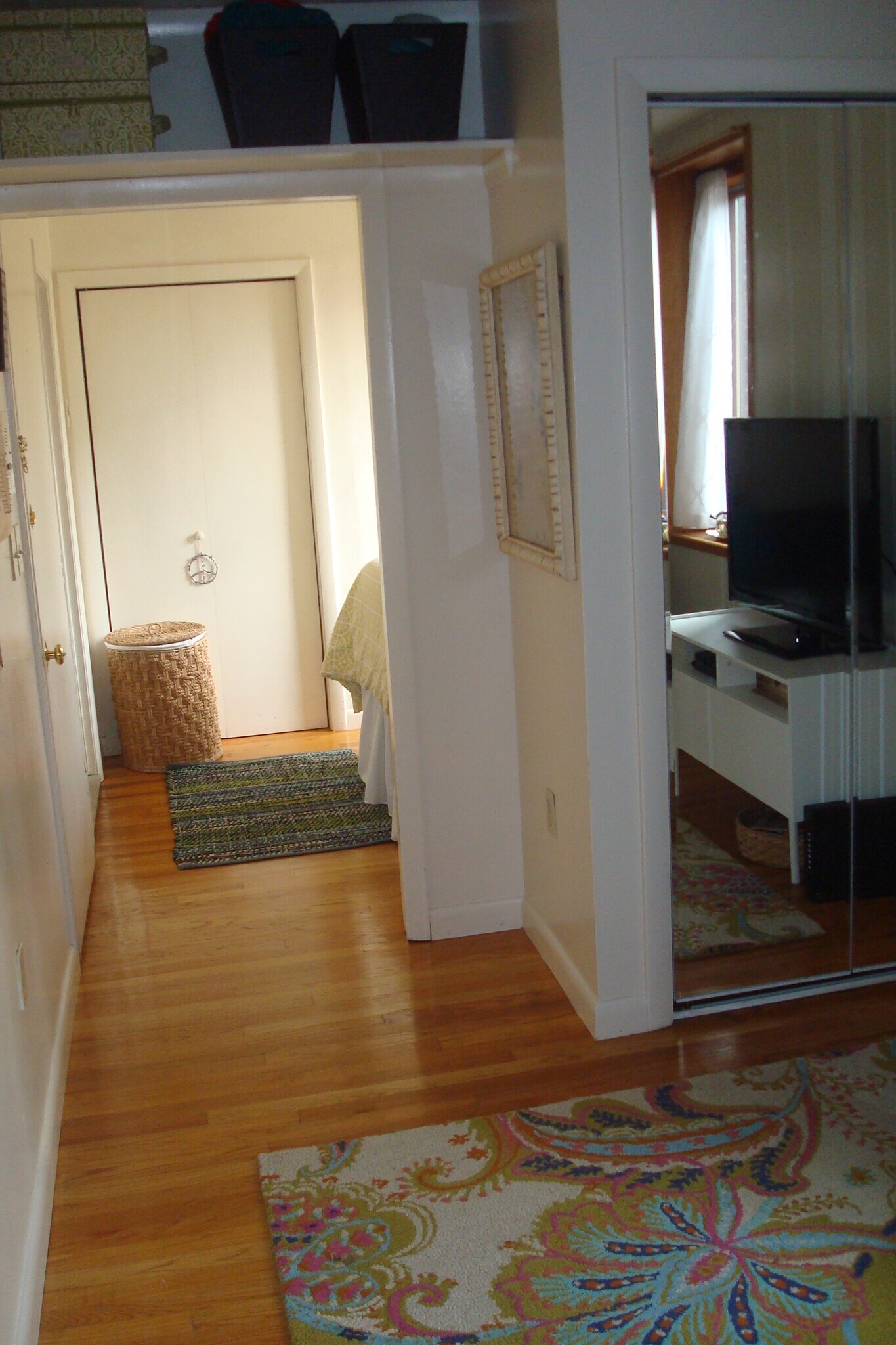 Lkg from L.R. to Bdr Alcove - 57 Salem St
