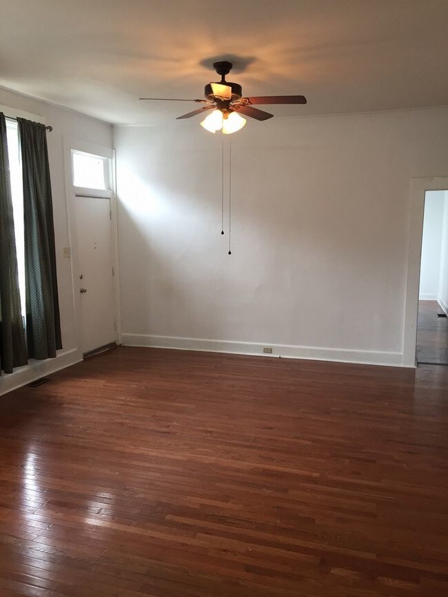 2 Bedroom Apartment Lancaster 34 Chester St Lancaster PA 17602