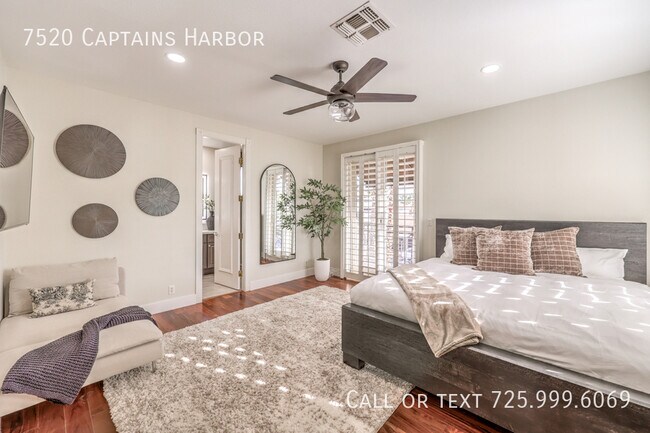Building Photo - 7520 Captains Harbor Dr