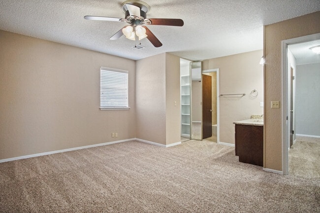 Building Photo - 3621 Wynn Cir