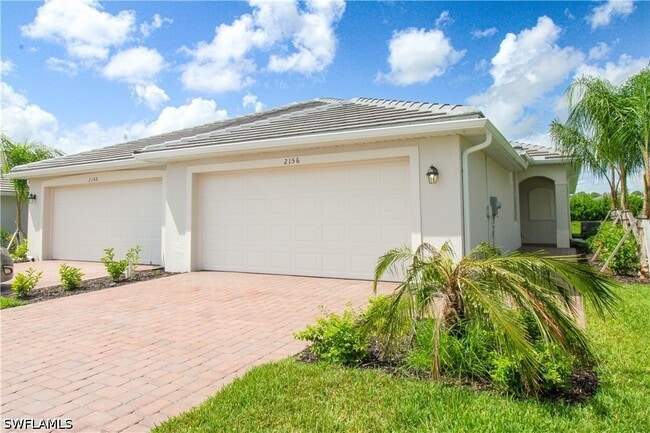 Building Photo - 2156 Dragonfruit Wy