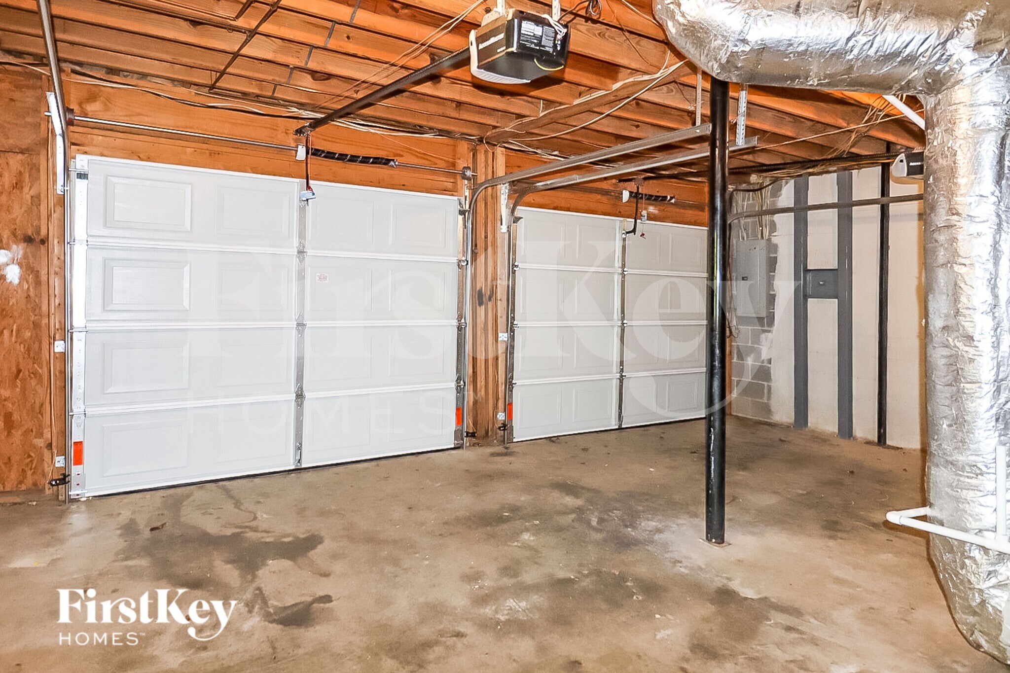 Building Photo - 21393 Willow Way Dr