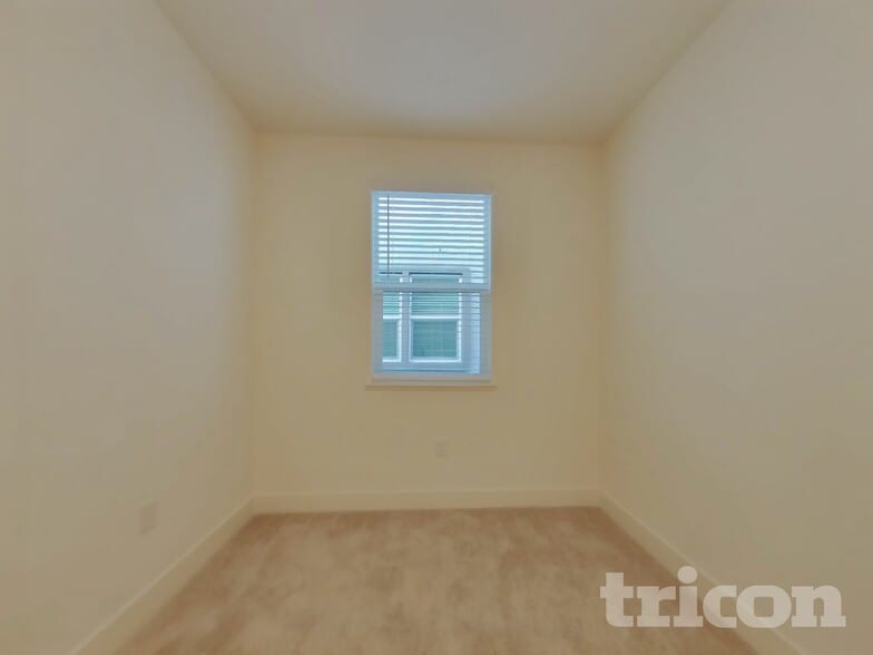 Building Photo - 8213 Perla Wy