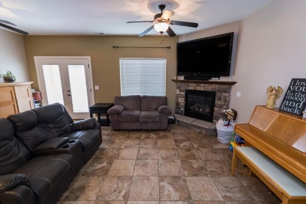 Living Room (2) - 1288 N Cedar Blvd