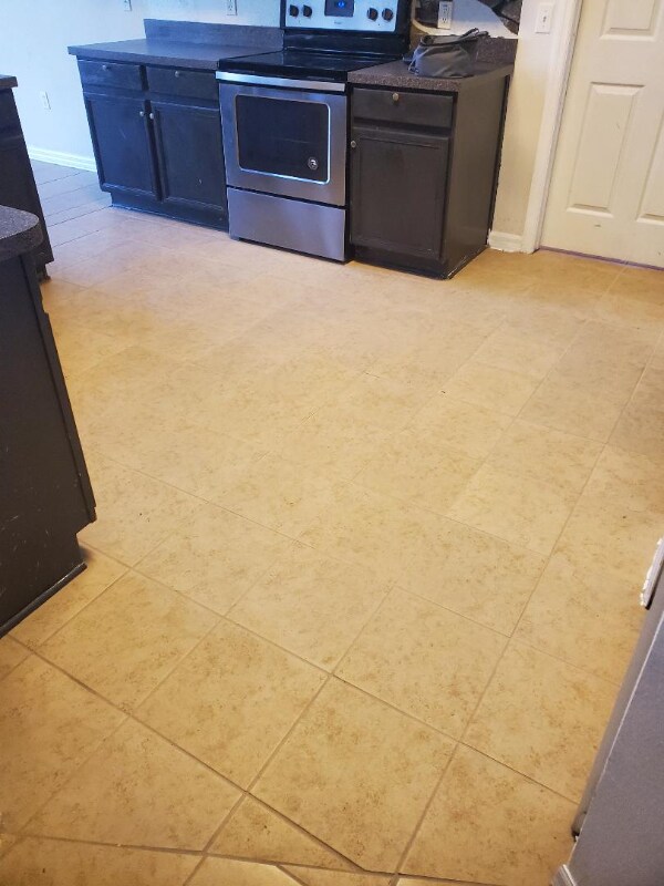 Building Photo - 148 Columbia Dr