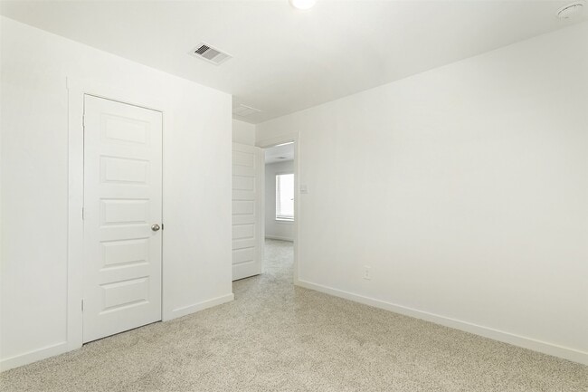 Building Photo - 31707 Theodore Bnd Dr
