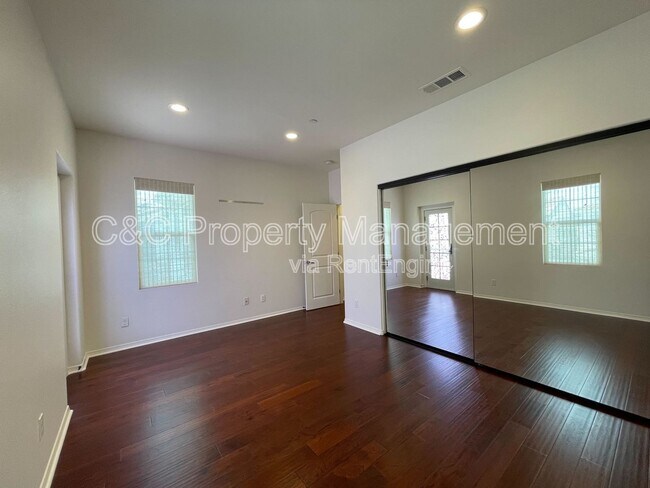Building Photo - 5031 Ballast Ln