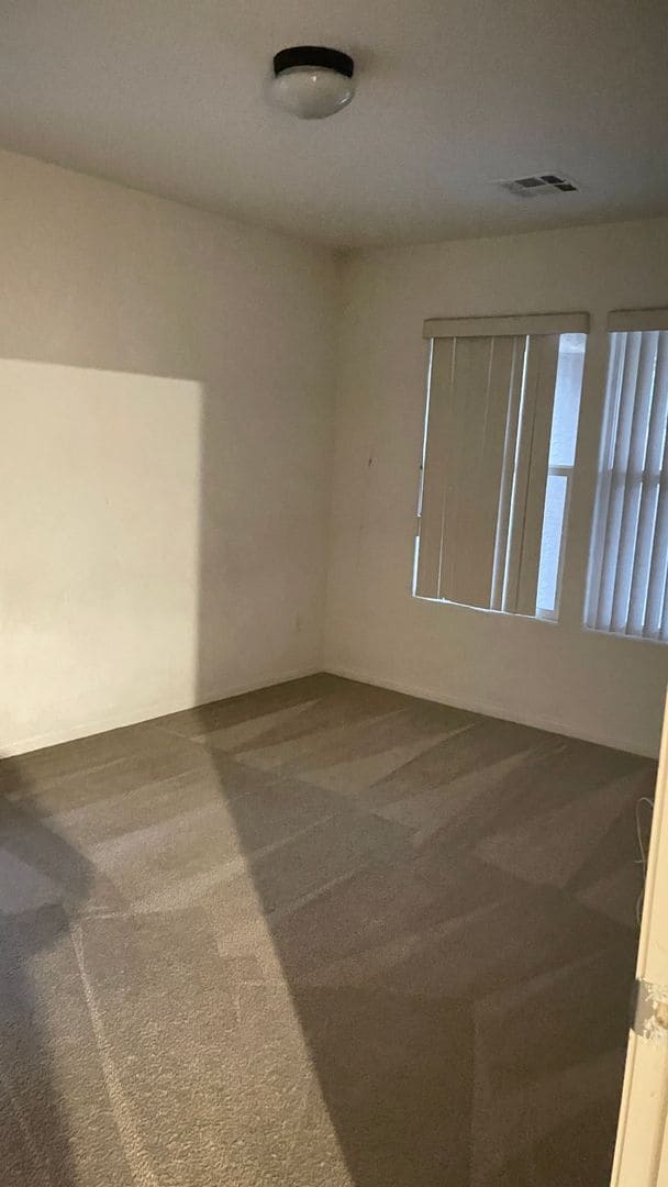 Building Photo - BEAUTIFUL 2,327 SQ FT, 3 BDRM, 2.5 BTHRM, 2 CAR GARAGE, LOCATED NEAR SCHOOLS, SHOPPING, HOSPITAL ...