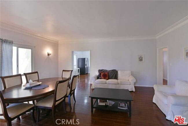 Building Photo - 9374 W Olympic Blvd