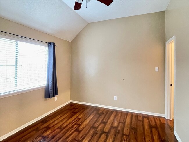 Building Photo - 1602 Lawick Cir