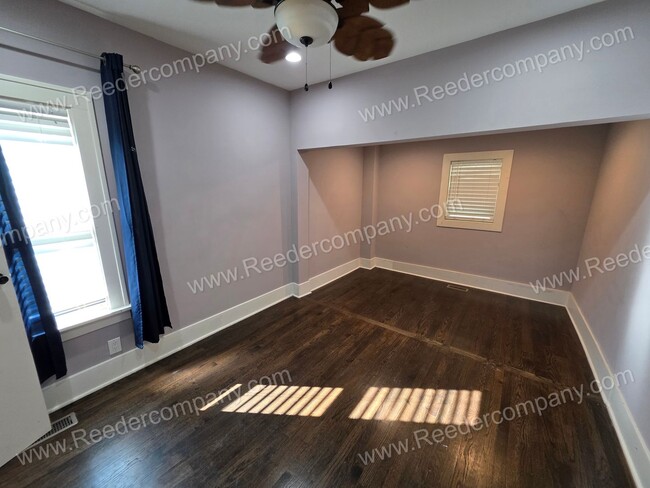 Building Photo - Remodeled 2 bedroom 2 bathroom house in Ha...