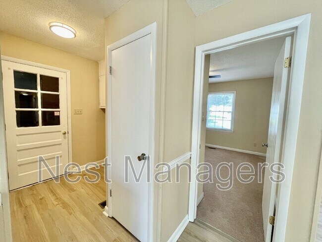 Building Photo - 5967 Lake Trail Dr