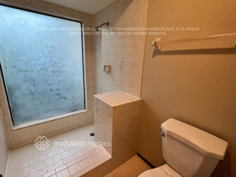Building Photo - 714 Boysenberry Ct