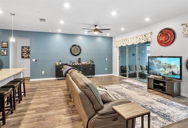 Building Photo - 12444 Brick Cobblestone Dr