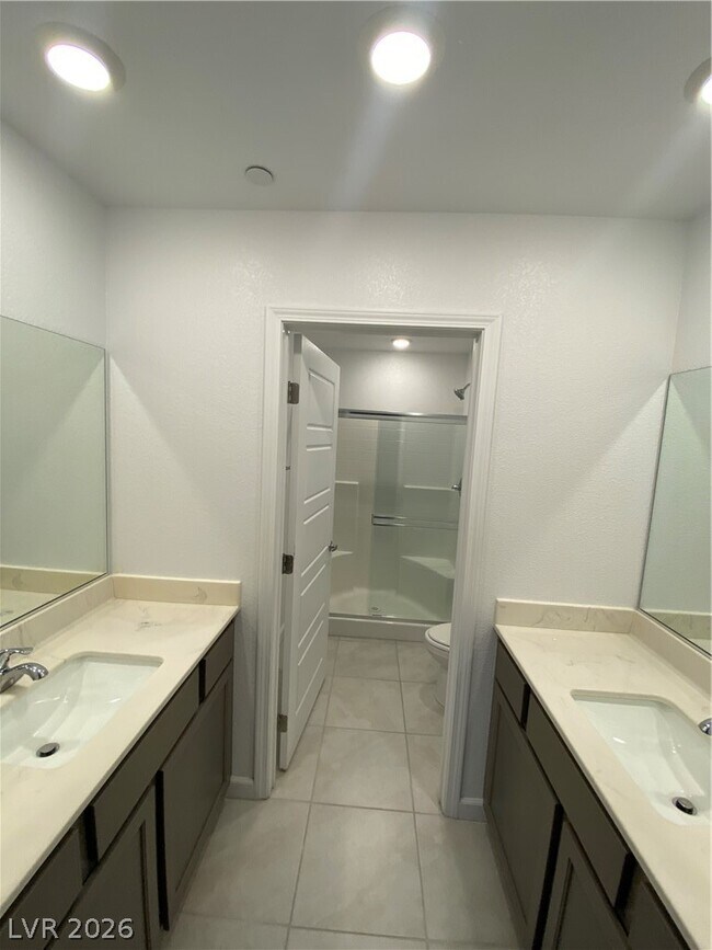 Building Photo - 3622 Hestia Ave