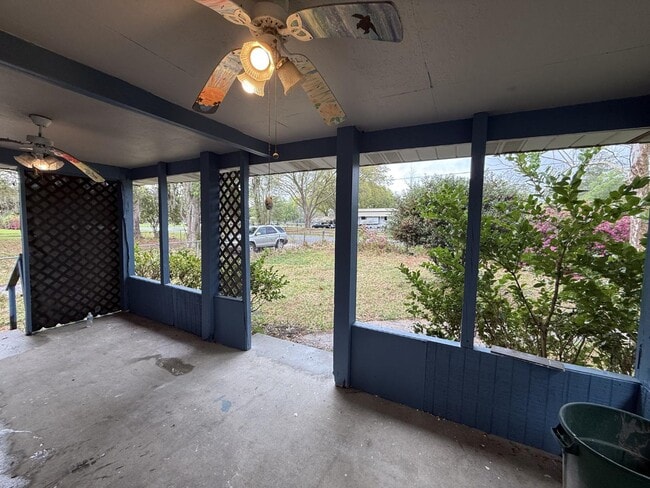 Building Photo - 54588 Marlee Rd