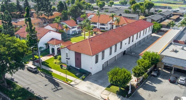 Building Photo - Richmont