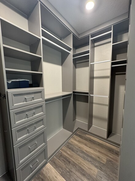 Primary bedroom walk-in closet - 331 Coastal Redwood St