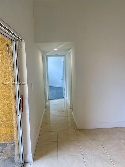 Building Photo - 9701 Fontainebleau Blvd