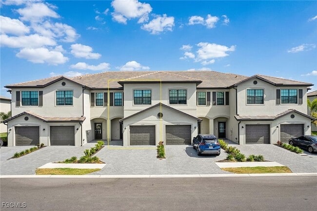 Building Photo - 14275 Pine Lodge Ln