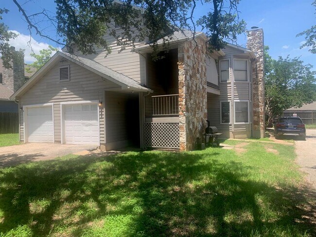 Primary Photo - 8812 Schick Rd