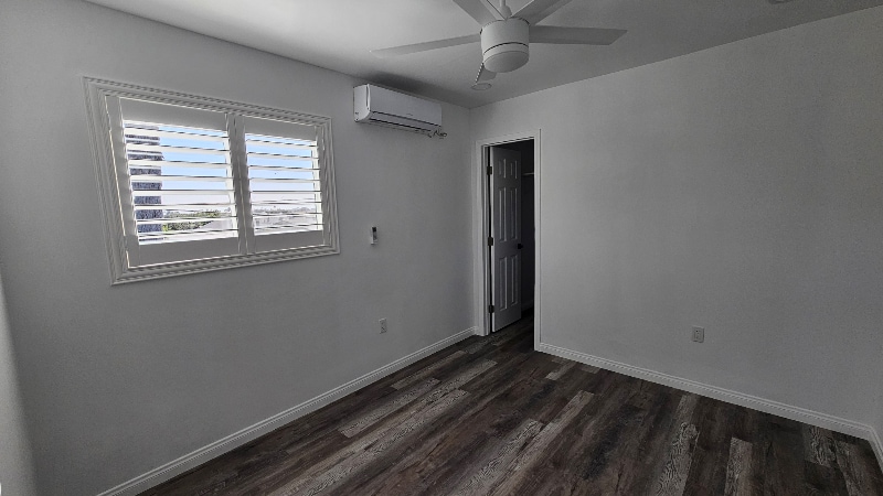 Building Photo - 5173 Palm St