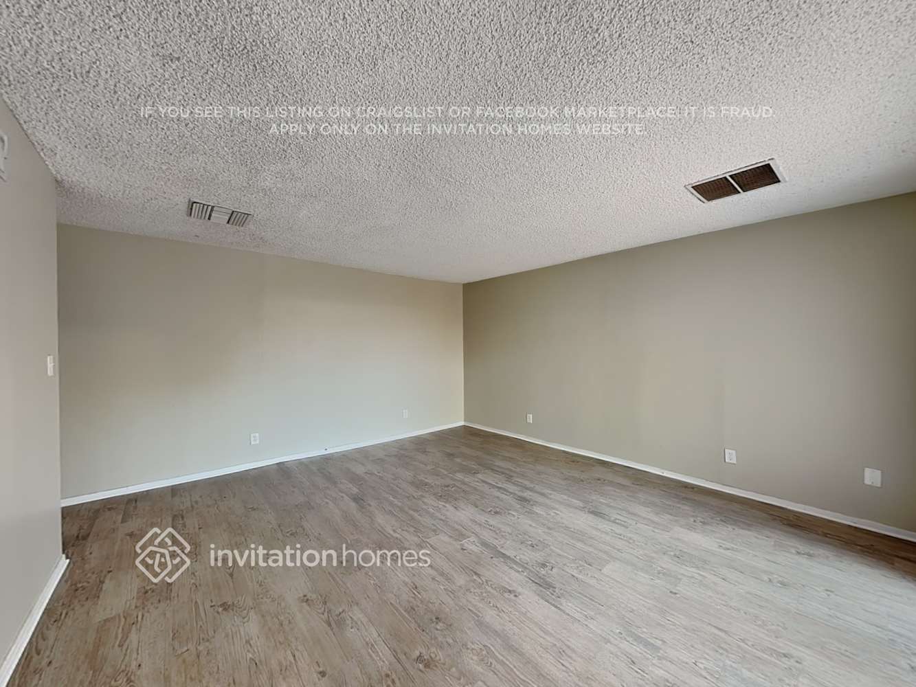 Building Photo - 15804 Mayall St