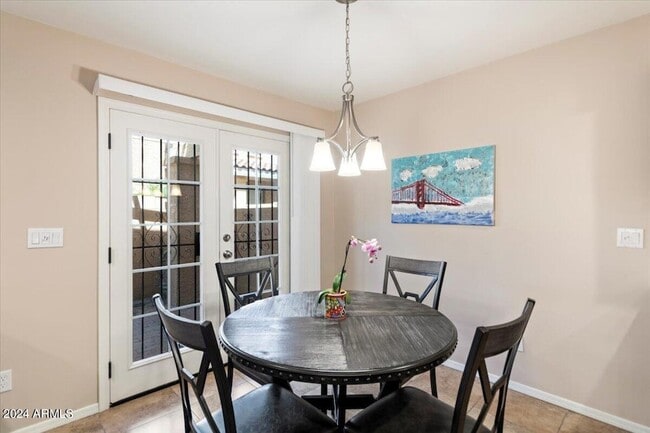 Building Photo - 10415 N 10th St