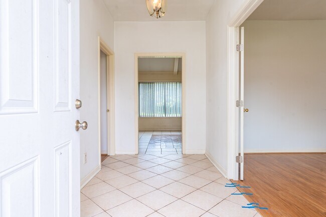 Building Photo - 8819 Hazen St