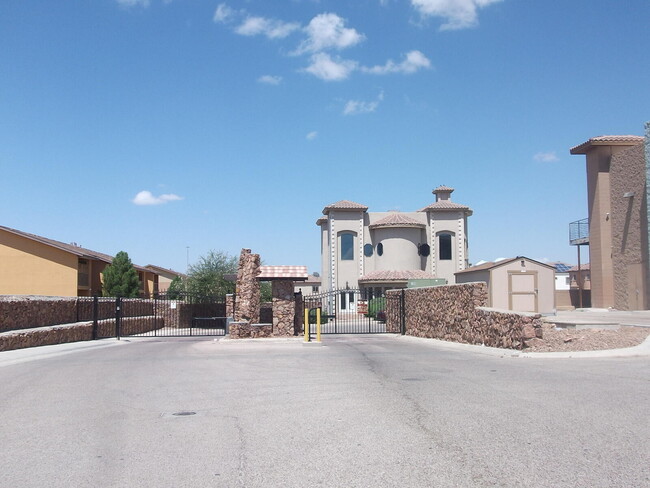 Building Photo - 12249 Gaudi Wy