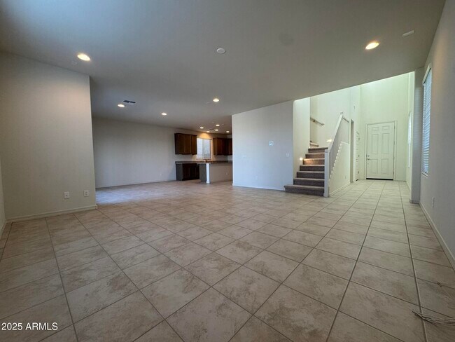 Building Photo - 17566 W San Juan Ave