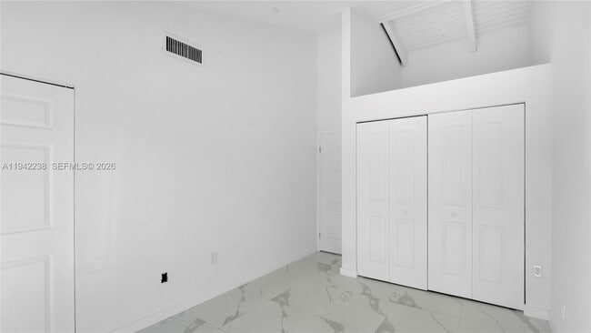 Building Photo - 1917 SW 107th Ave