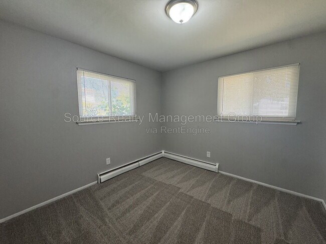 Building Photo - 4059 Longtin Ave