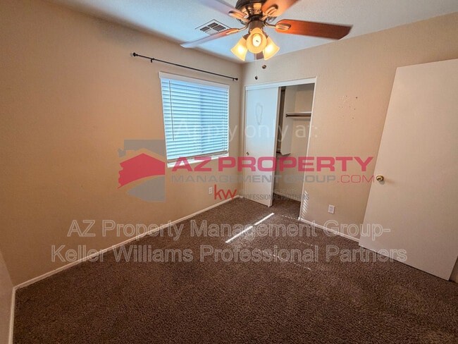 Building Photo - 13181 W Clarendon Ave