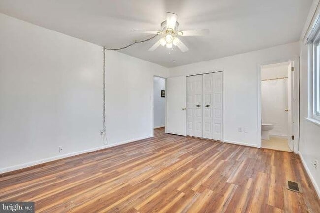 Building Photo - 8314 Liberia Ave