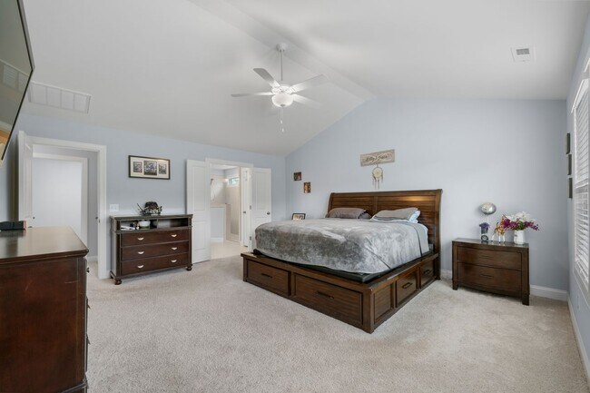 Building Photo - 74 W Weatherbee Wy