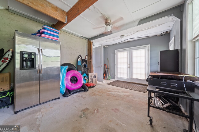 Building Photo - 349 Arrowhead Trail