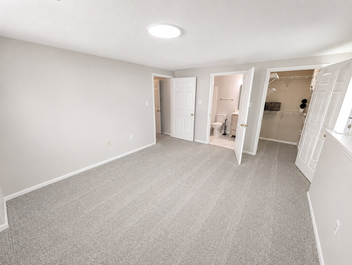 Building Photo - 7600 Portadown Ct