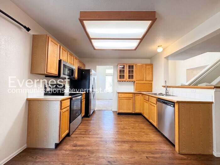 Building Photo - 10545 Ashwood Ct